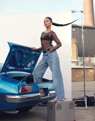 mid rise baggy boyfriend jeans in mid blue