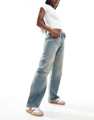 mid rise baggy boyfriend jeans in pale blue