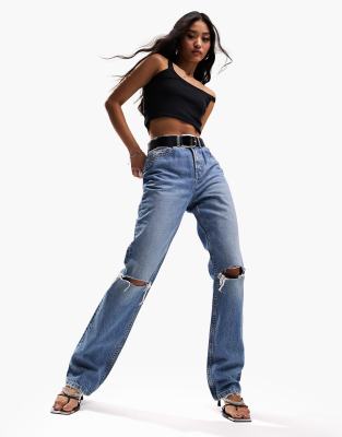 ASOS DESIGN mid rise straight jean in mid blue with knee rips