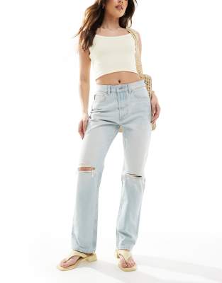ASOS DESIGN ASOS DESIGN mid rise straight jeans in pale wash with rips-Blue