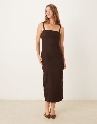 ASOS DESIGN - Midaxi-Jeanskleid in Schokobraun-Brown
