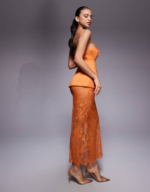 ASOS DESIGN – Midaxi-Rock aus zarter, transparenter Spitze in Orange, 4 von 5