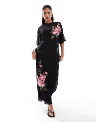 ASOS DESIGN - Midaxi-T-Shirtkleid in Oversize-Passform aus Netzstoff mit großer Rosenstickerei-Schwarz