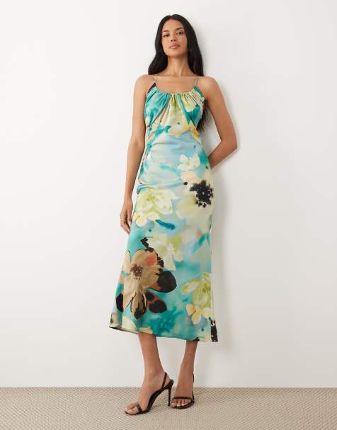 ASOS DESIGN - Midaxikjole i skråtskåret stof med dyb rund hals og stort blomsterprint - view 1