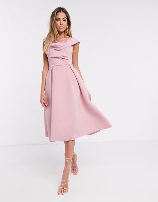 ASOS DESIGN – Midi-Ballkleid im Skater-Stil mit drapierter, abfallender  Schulterparite, in Rosa | ASOS