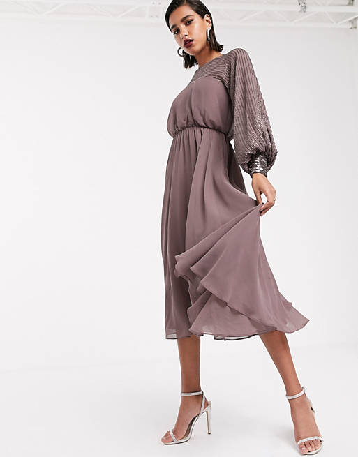 Dresses midi dress with linear yoke embellishment in mauve 