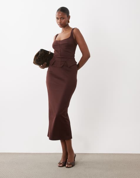 ASOS DESIGN midi-fodralklänning med korsettliv och detalj i bitter chocolate - view 1
