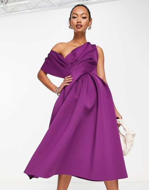 ASOS DESIGN - Midi-gallakjole med offshoulder-snit i mørk bærfarve
