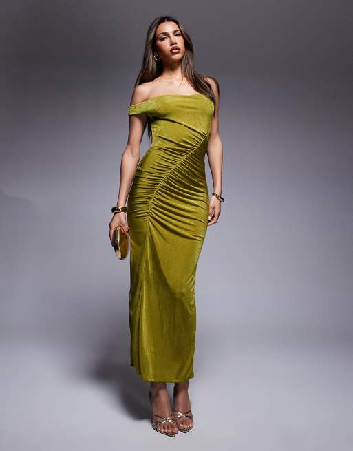 ASOS DESIGN - Midi jurk met afhangende schouder en rimpeleffect in groen