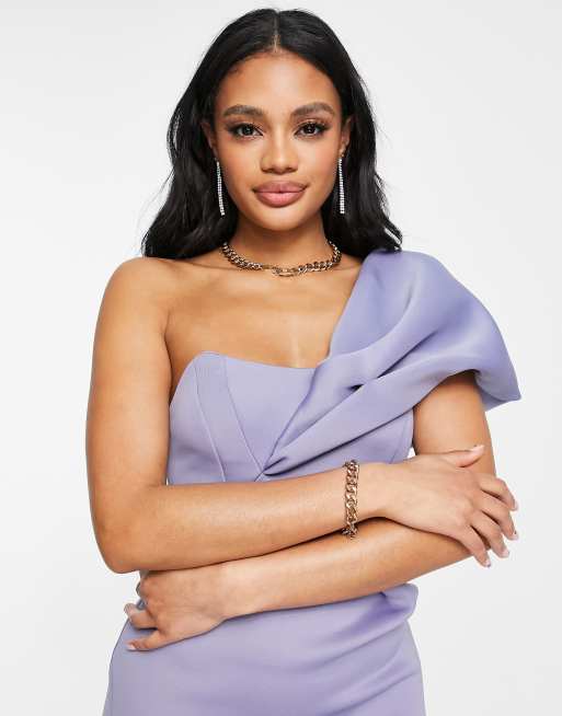ASOS DESIGN - Midi jurk met blote schouder, naden op de buste en hoge split in babyblauw, 3 van 4