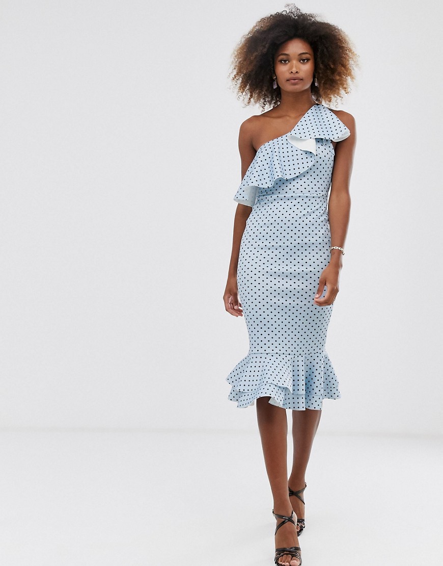 ASOS DESIGN - Midi-jurk met blote schouder, ruches en stippenprint-Blauw