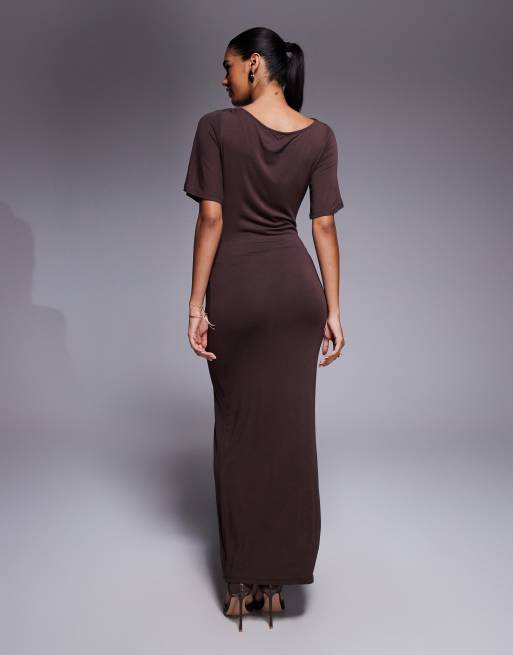 ASOS DESIGN - Midi jurk met korte uitlopende mouwen in chocoladebruin, 2 van 4