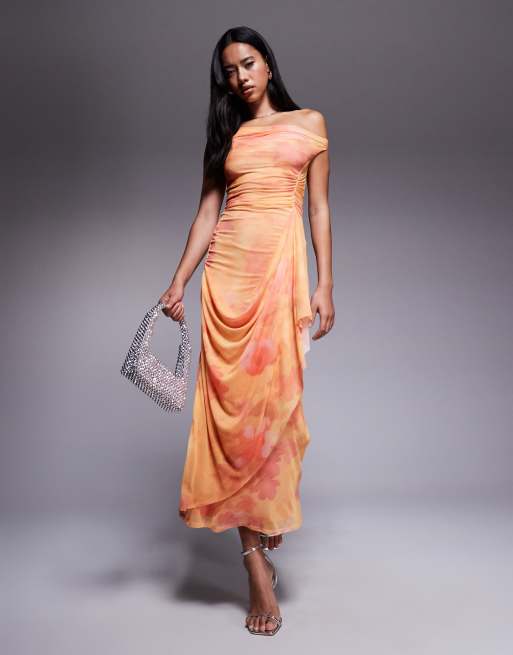 ASOS DESIGN - Midi jurk van mesh met één blote schouder, gedrapeerde halslijn, opgetrokken rok met overslag en bloemenprint in oranje