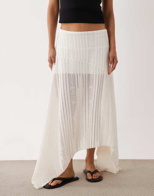 ASOS DESIGN midi-kjol i spets med hanky-fåll, vit, 3 av 5