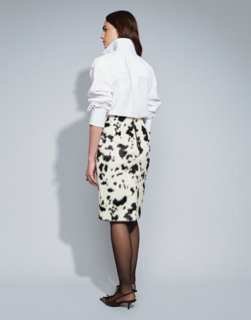 ASOS DESIGN midi kokerrok met geborstelde koeienprint, 5 van 5