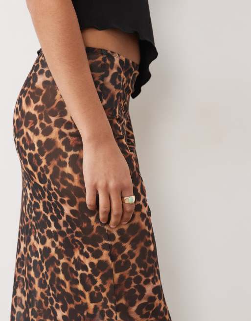 ASOS DESIGN Midi-Rock aus Mesh mit Animal-Print, 3 von 5