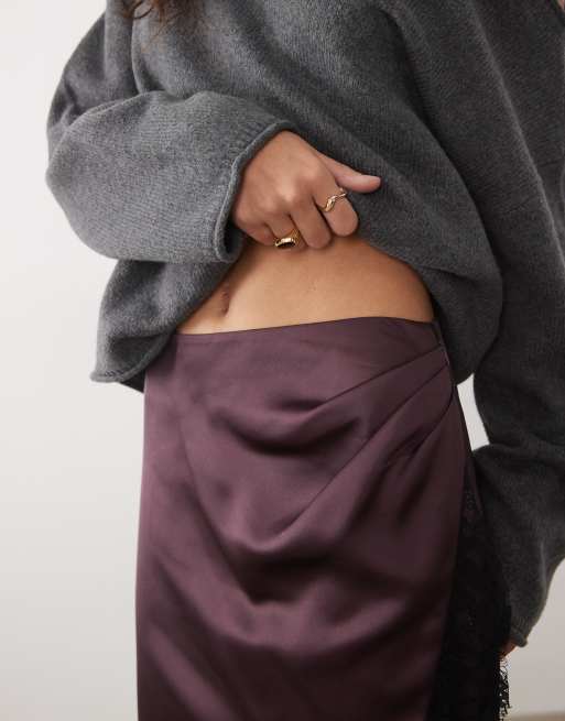 ASOS DESIGN midi rok van satijn met kanten inzet en hoge split in bruin, 3 van 5