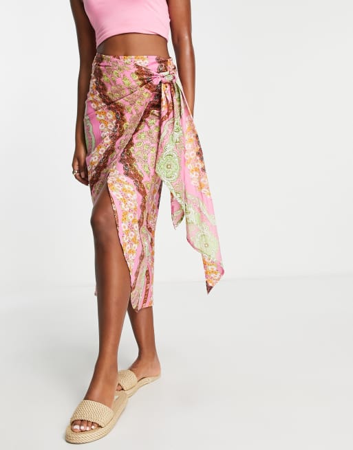 ASOS DESIGN - sarong met overslag in paisley bloemenprint ASOS