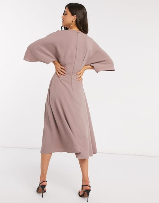 ASOS DESIGN - Midi-skaterkjole med flagermus-twist foran i mink, 2 af 4