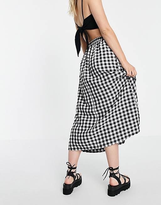 midi skirt with pocket detail in textured mono gingham check print 