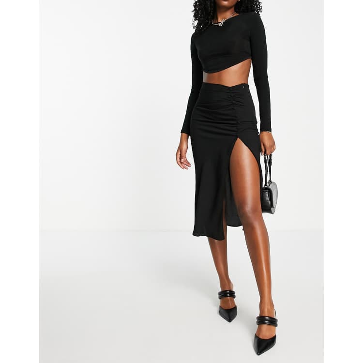 MIDI SKIRT WITH SLIT - Black