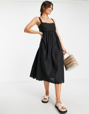 ASOS DESIGN - Midi-Sommerkleid in Schwarz mit Muschelsaum und ausgeschnittenem Rücken