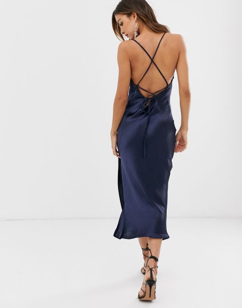 ASOS DESIGN – Midi-Trägerkleid aus Hochglanz-Satin mit Camisole-Trägern und Schnürung am Rücken