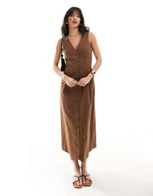 ASOS DESIGN - Midi-Westenkleid in Schokoladenbraun aus Leinen mit durchgehender Knopfleiste-Brown