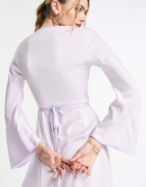 ASOS DESIGN - Midi-wikkeljurk van schuin gesneden satijn met gestrikte taille in lila, 2 van 4