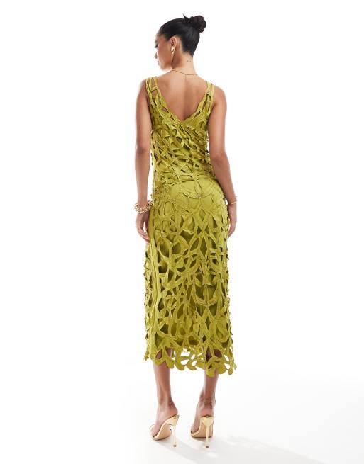 ASOS DESIGN - Midikjole med udsmykning og åbent, udskåret mønster i chartreuse-farve, 2 af 4