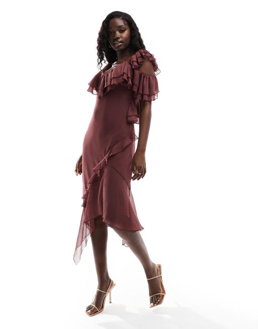 ASOS DESIGN Midikleid in Beere mit asymmetrischen Ruschen ASOS