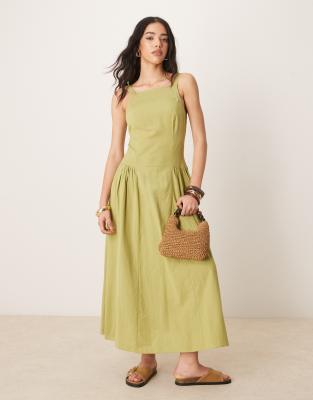 ASOS DESIGN - Midikleid in Grün mit eckigem Ausschnitt und tiefer Taille