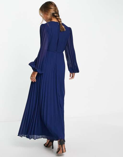 ASOS DESIGN – Midikleid in Marineblau mit plissiertem Hauptteil und tiefem Ausschnitt, 2 von 4