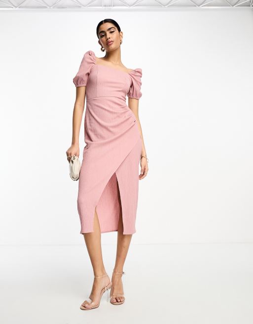 ASOS DESIGN – Midikleid in Staubrosa mit Struktur, eckigem Ausschnitt und Puffärmeln