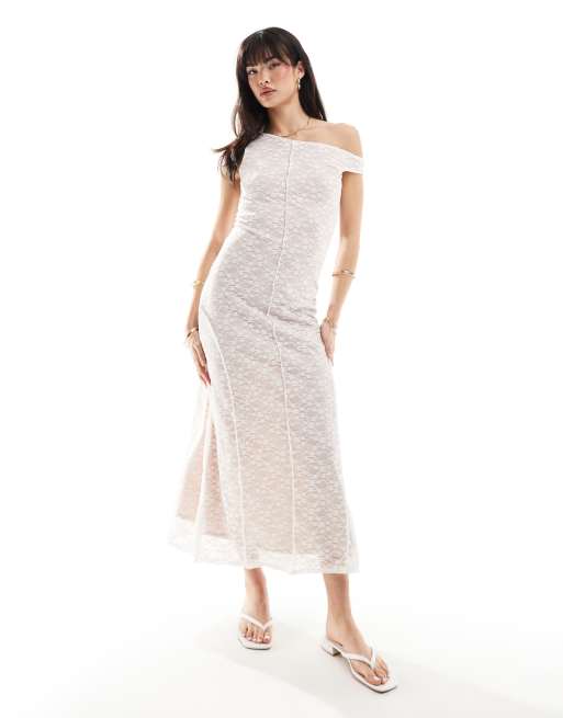 ASOS DESIGN – Midikleid in weißer Spitzenoptik mit fallender Schulterpartie und Nahtdetail