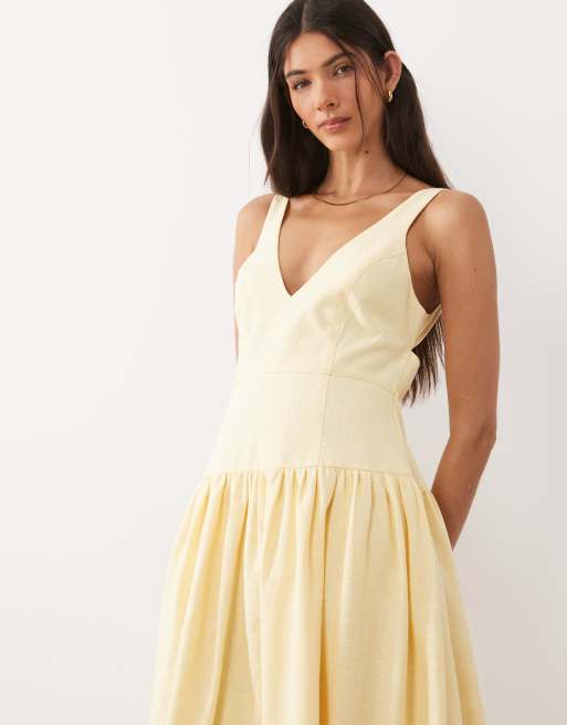 ASOS DESIGN – Midikleid in Zitronengelb mit tiefem V-Ausschnitt und tiefer Taille, 2 von 4