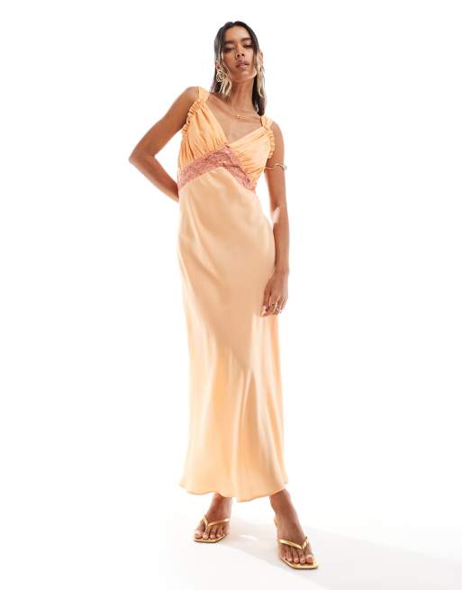 ASOS DESIGN – Midikleid mit geraffter Brustpartie, Spitzeneinsatz und pfirsichfarbenem Blockfarben-Design 
