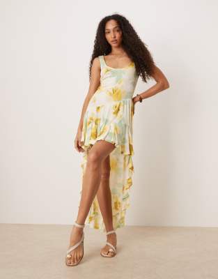 ASOS DESIGN - Midikleid mit Ziernaht, Vintage-Blumenmuster und nach hinten abfallendem Saum-Bunt