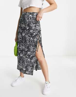 ASOS DESIGN - Midirock in Schwarzweiß mit verschwommenem Print, Schlitz am Oberschenkel und Schleifendetail-Bunt