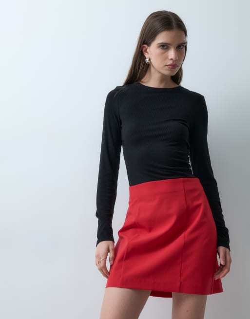 ASOS DESIGN Midirock in Tulpenform, elegant geschnitten, in leuchtendem Rot, 2 von 5
