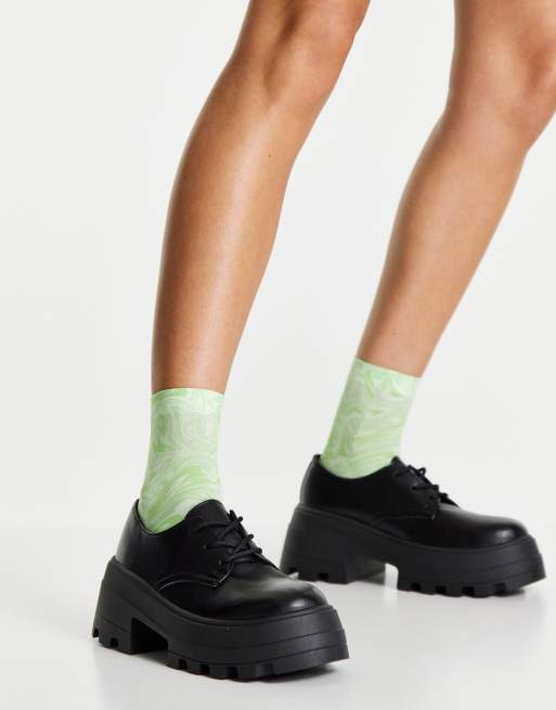 ASOS DESIGN – Midnight – Czarne, sznurowane buty na grubej, płaskiej podeszwie, 3 z 4
