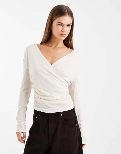 ASOS DESIGN – Miękki dżersejowy top w kremowym kolorze z kopertowym drapowaniem i długimi rękawami - view 1