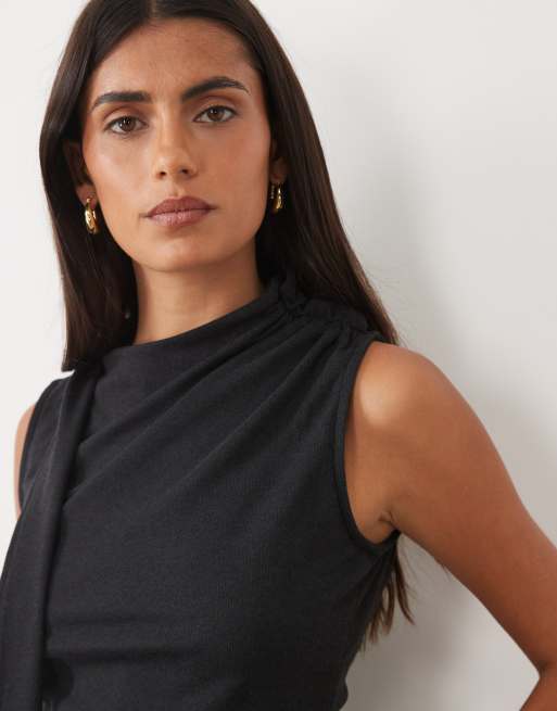 ASOS DESIGN miękki top z wiązaniem przy szyi w kolorze czarnym, 3 z 4
