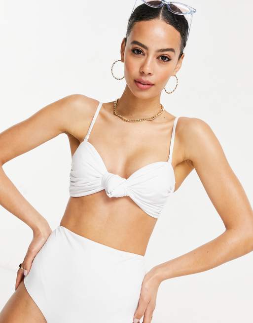 ASOS DESIGN – Mieszaj i łącz – Biała góra od bikini z dekoltem bandeau z ozdobnym węzłem 