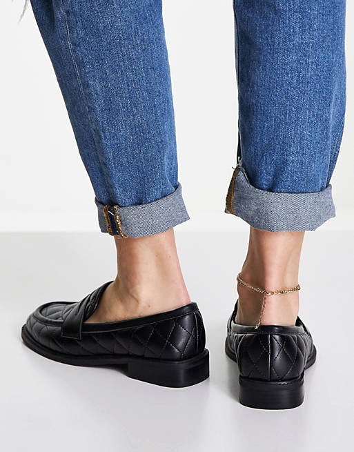  Flat Shoes/Mighty quilted padded flat loafers in black 