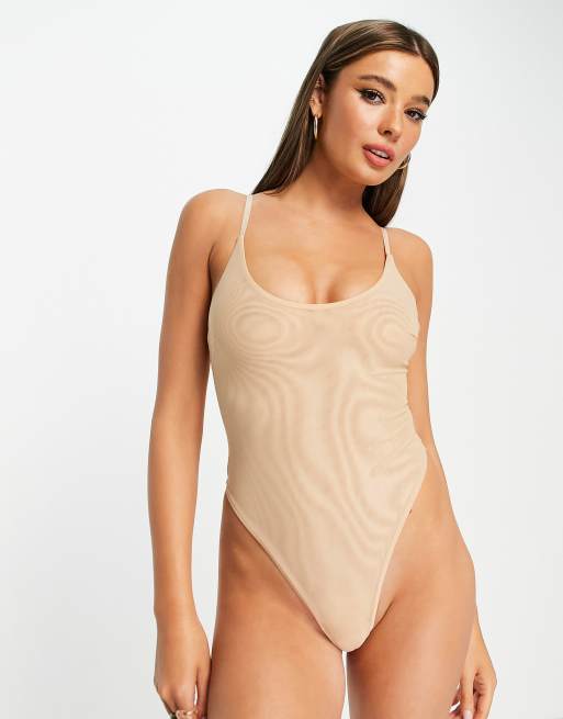 ASOS DESIGN – Mila – Beżowe wygładzające body z siateczki