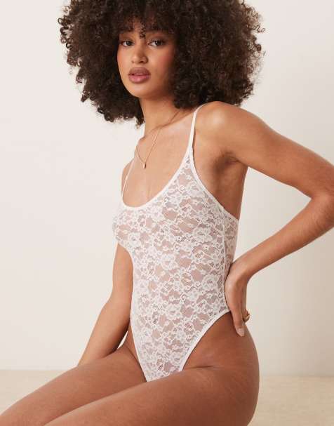 ASOS DESIGN – Mila – Body aus weicher Spitze in Weiß - view 1
