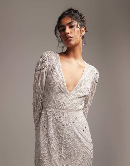 ASOS DESIGN Millie Robe de mariee longue a manches longues avec ornement vintage en perles et sequins Ivoire ASOS