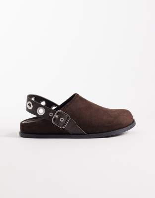 ASOS DESIGN - Mina - Flache Mules in Schokobraun mit Ösendetail-Brown