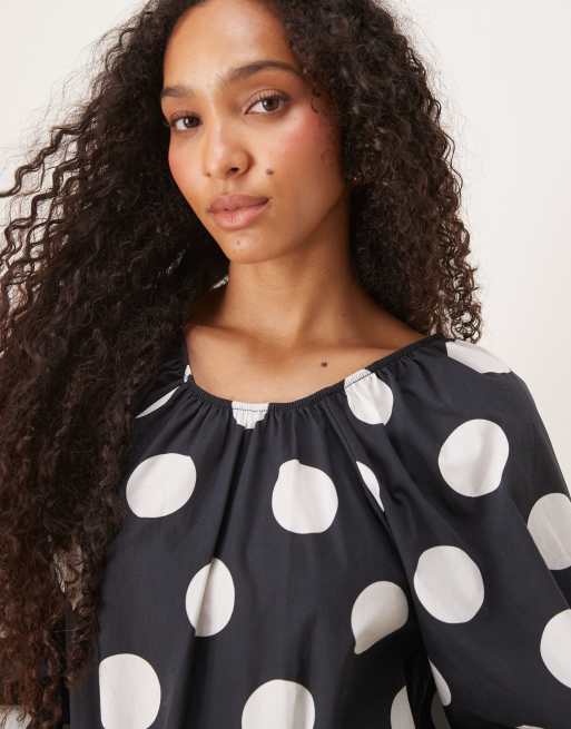 ASOS DESIGN - Mini-blousonjurk van zware popeline met gestrikte achterkant in zwart met stippen, 4 van 4